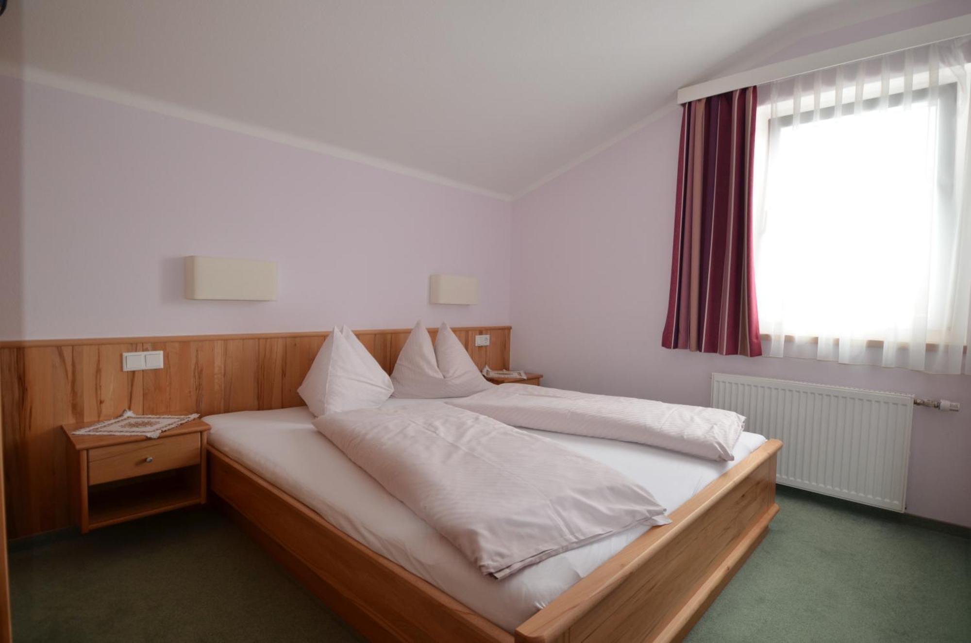 Appartements-Pension Lindenheim Schladming Δωμάτιο φωτογραφία