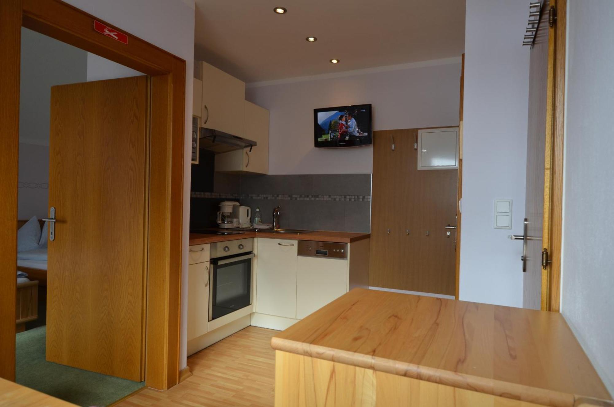 Appartements-Pension Lindenheim Schladming Δωμάτιο φωτογραφία