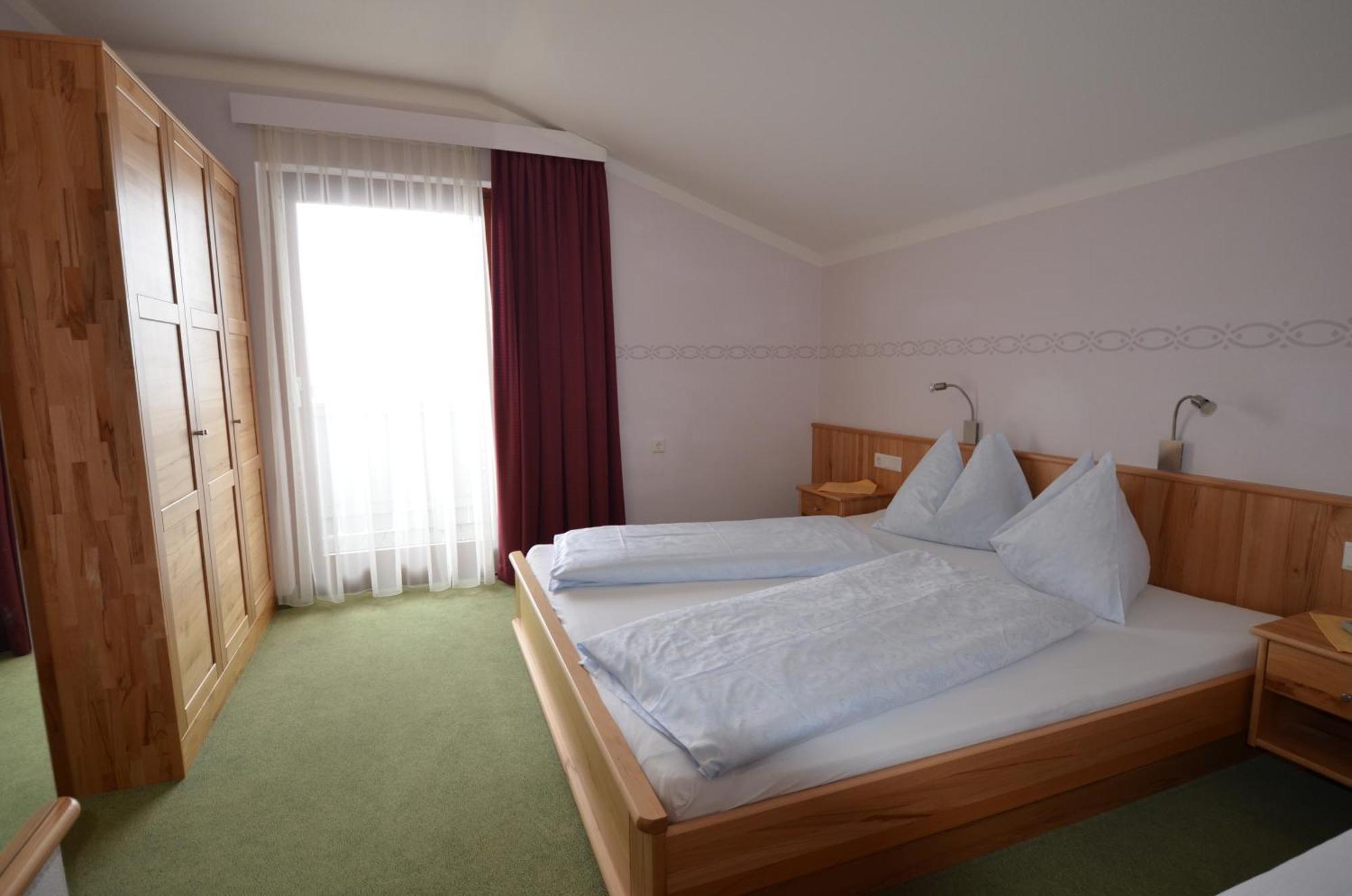 Appartements-Pension Lindenheim Schladming Δωμάτιο φωτογραφία
